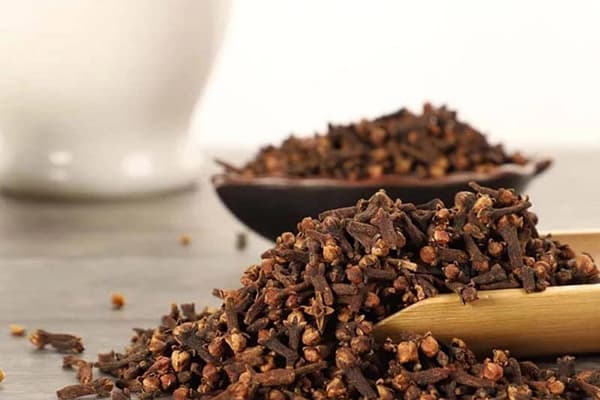 Cloves